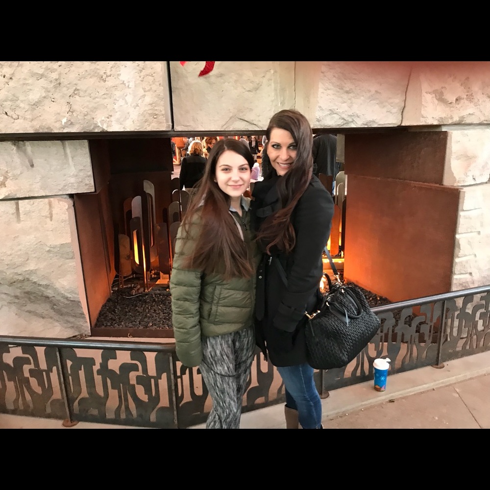 Meet your Posher, Abigail